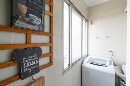 Apartamento à venda com 67m², 2 quartos e 2 vagasÁrea de Serviço