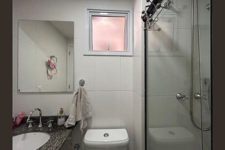 Apartamento para alugar com 72m², 2 quartos e 2 vagasBanheiro Social