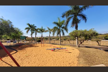 Apartamento à venda com 84m², 3 quartos e 2 vagas Apartamento à venda com 84m², 3 quartos e 2 vagasÁrea comum - Playground