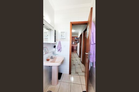 Apartamento à venda com 84m², 3 quartos e 2 vagas Apartamento à venda com 84m², 3 quartos e 2 vagasBanheiro