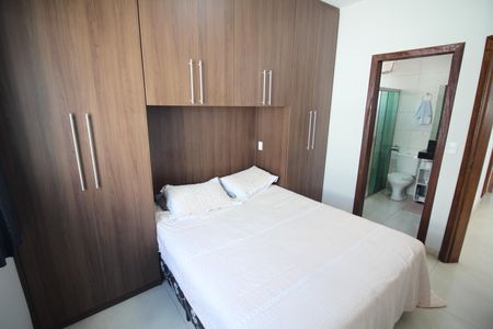 Suíte de casa para alugar com 2 quartos, 246m² em Eldorado, Contagem