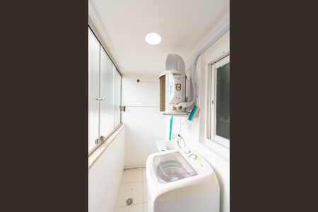 Área de serviço de apartamento para alugar com 3 quartos, 68m² em Centro, Canoas