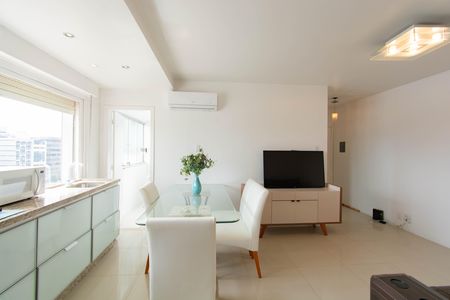 Apartamento para alugar com 68m², 3 quartos e 1 vagaSala