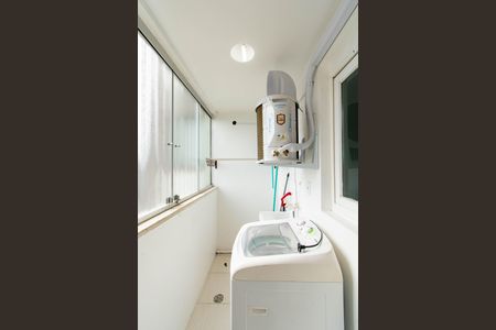 Apartamento para alugar com 68m², 3 quartos e 1 vagaÁrea de Serviço