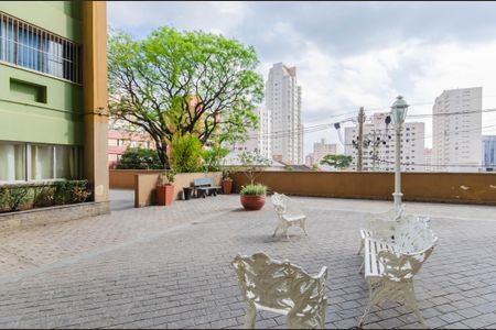 Apartamento à venda com 27m², 1 quarto e sem vagaÁrea comum