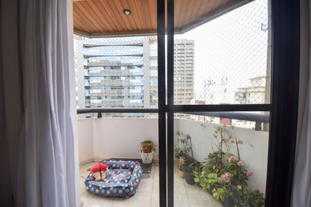 Apartamento para alugar com 94m², 3 quartos e 2 vagas Apartamento para alugar com 94m², 3 quartos e 2 vagasVaranda