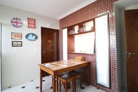 Apartamento para alugar com 120m², 3 quartos e 2 vagasCozinha