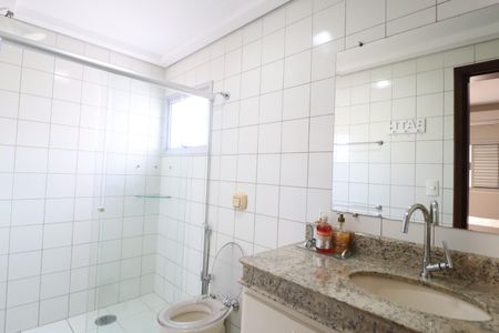 Apartamento para alugar com 120m², 3 quartos e 2 vagasBanheiro da Suíte