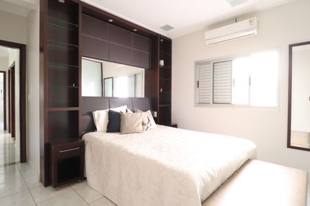 Apartamento para alugar com 120m², 3 quartos e 2 vagasSuíte