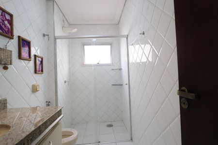 Apartamento para alugar com 120m², 3 quartos e 2 vagasBanheiro Social