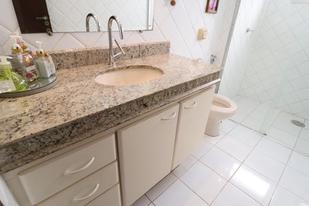 Apartamento para alugar com 120m², 3 quartos e 2 vagasBanheiro Social