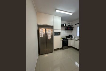 Casa à venda com 125m², 3 quartos e 2 vagasCozinha