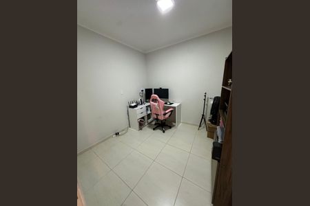 Casa à venda com 125m², 3 quartos e 2 vagasQuarto 3