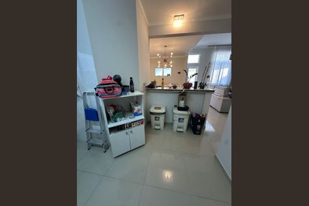 Casa à venda com 125m², 3 quartos e 2 vagasCozinha