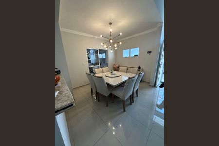 Sala de casa à venda com 3 quartos, 125m² em Mirante de Jundiaí, Jundiaí