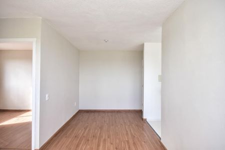 Sala de apartamento para alugar com 2 quartos, 47m² em Jardim do Lago, Osasco