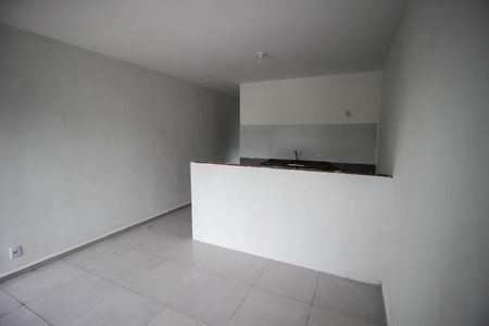 Sala de casa para alugar com 2 quartos, 60m² em Parque São Bento, Sorocaba