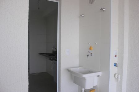 Apartamento à venda com 64m², 2 quartos e 2 vagasÁrea de serviço