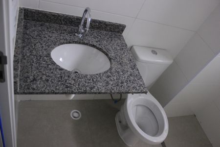 Apartamento à venda com 64m², 2 quartos e 2 vagasBanheiro Social