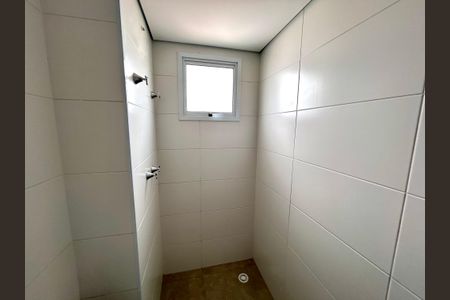 Apartamento à venda com 64m², 2 quartos e 2 vagasBanheiro da Suíte