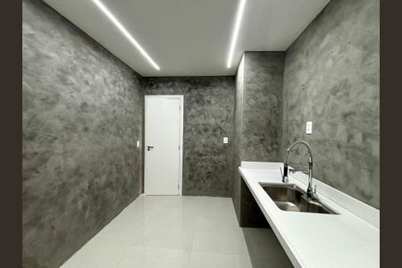 Apartamento à venda com 120m², 3 quartos e sem vaga Apartamento à venda com 120m², 3 quartos e sem vagaCozinha