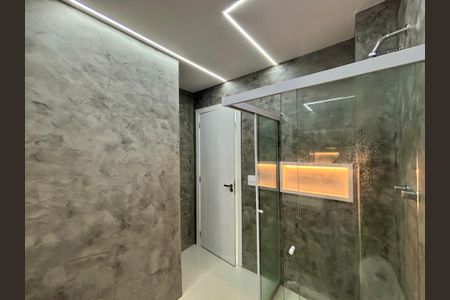 Apartamento à venda com 120m², 3 quartos e sem vaga Apartamento à venda com 120m², 3 quartos e sem vagaBanheiro social