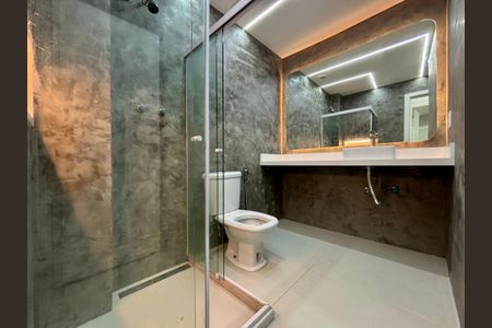 Apartamento à venda com 120m², 3 quartos e sem vaga Apartamento à venda com 120m², 3 quartos e sem vagaBanheiro social