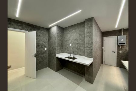 Apartamento à venda com 120m², 3 quartos e sem vaga Apartamento à venda com 120m², 3 quartos e sem vagaCozinha