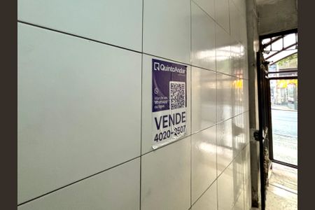 Apartamento à venda com 120m², 3 quartos e sem vaga Apartamento à venda com 120m², 3 quartos e sem vagaPlaca