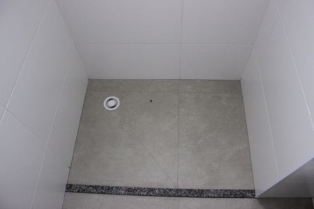 Apartamento à venda com 64m², 2 quartos e 2 vagasBanheiro da Suíte