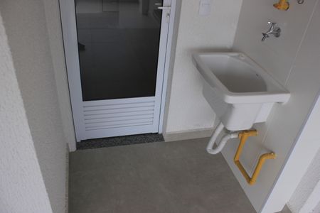 Apartamento à venda com 64m², 2 quartos e 2 vagasÁrea de serviço