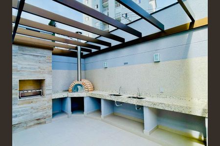 Apartamento à venda com 64m², 2 quartos e 2 vagasÁrea comum - Churrasqueira