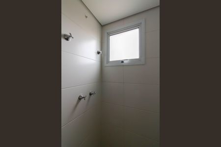 Apartamento à venda com 64m², 2 quartos e 1 vaga Apartamento à venda com 64m², 2 quartos e 1 vagaBanheiro Social