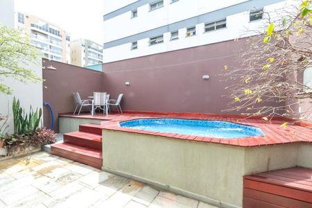 Apartamento à venda com 151m², 2 quartos e 2 vagas Apartamento à venda com 151m², 2 quartos e 2 vagasCobertura