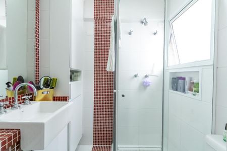 Apartamento à venda com 151m², 2 quartos e 2 vagas Apartamento à venda com 151m², 2 quartos e 2 vagasBanheiro da Suíte