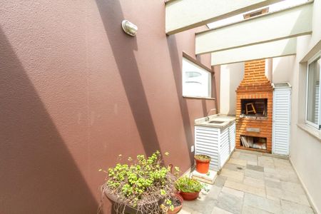 Apartamento à venda com 151m², 2 quartos e 2 vagas Apartamento à venda com 151m², 2 quartos e 2 vagasCobertura