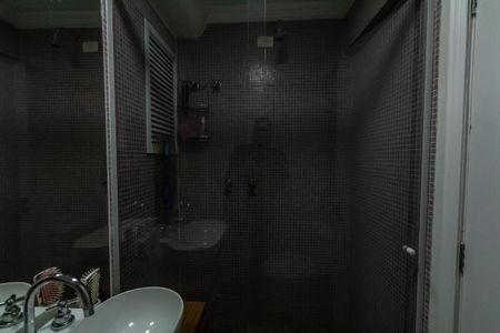 Apartamento à venda com 151m², 2 quartos e 2 vagas Apartamento à venda com 151m², 2 quartos e 2 vagasBanheiro Social