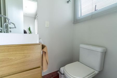 Apartamento à venda com 151m², 2 quartos e 2 vagas Apartamento à venda com 151m², 2 quartos e 2 vagasCobertura - Banheiro