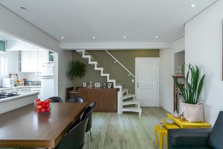 Apartamento à venda com 151m², 2 quartos e 2 vagas Apartamento à venda com 151m², 2 quartos e 2 vagasSala