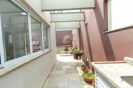 Apartamento à venda com 151m², 2 quartos e 2 vagas Apartamento à venda com 151m², 2 quartos e 2 vagasCobertura