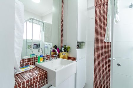 Apartamento à venda com 151m², 2 quartos e 2 vagas Apartamento à venda com 151m², 2 quartos e 2 vagasBanheiro da Suíte