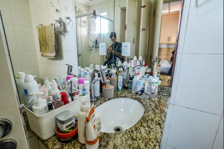 Apartamento à venda com 54m², 2 quartos e 1 vaga Apartamento à venda com 54m², 2 quartos e 1 vagaBanheiro da Suíte