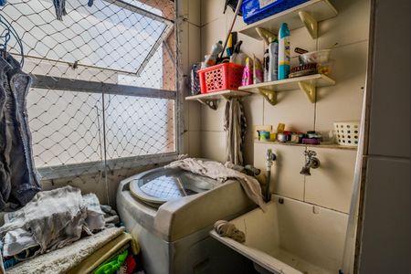 Apartamento à venda com 54m², 2 quartos e 1 vaga Apartamento à venda com 54m², 2 quartos e 1 vagaCozinha e Área de Serviço