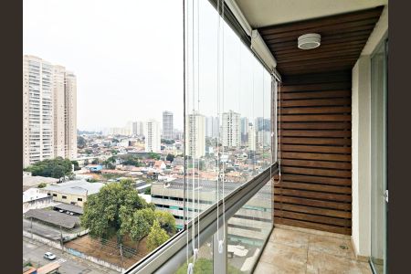 Apartamento à venda com 38m², 1 quarto e 1 vaga Apartamento à venda com 38m², 1 quarto e 1 vagaVaranda