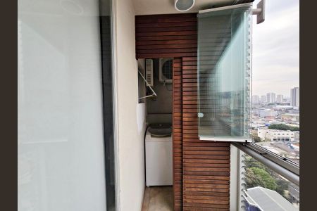Apartamento à venda com 38m², 1 quarto e 1 vaga Apartamento à venda com 38m², 1 quarto e 1 vagaVaranda