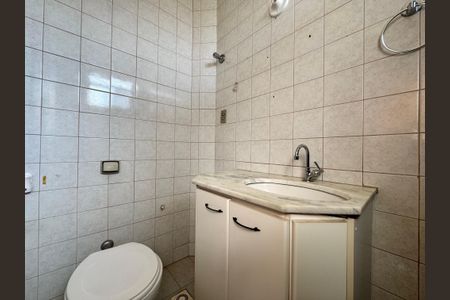 Apartamento à venda com 180m², 3 quartos e 2 vagasBanheiro