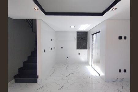 Sala de casa à venda com 2 quartos, 80m² em Parque das Nações, Santo André