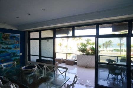 Sala de apartamento para alugar com 5 quartos, 200m² em Barra da Tijuca, Rio de Janeiro