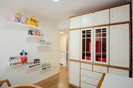 Apartamento à venda com 160m², 5 quartos e 4 vagasQuarto 3