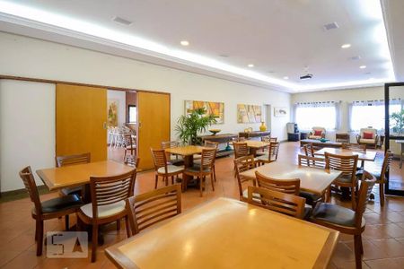 Apartamento à venda com 160m², 5 quartos e 4 vagas Apartamento à venda com 160m², 5 quartos e 4 vagasÁrea comum